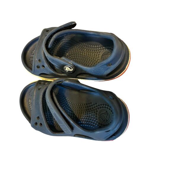 Kids Crocs Navy‎ Blue With Red Sandals- Size 6- Straps - Picture 6 of 11